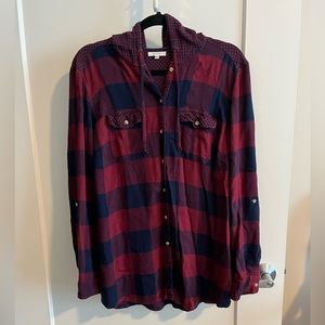 2/$10 ✨ Plaid Button Up with Hood